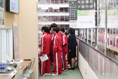 2023 maggio 05 Tour della fabbrica Kawaguchi Konan Junior High School 17nd graders pubblicato