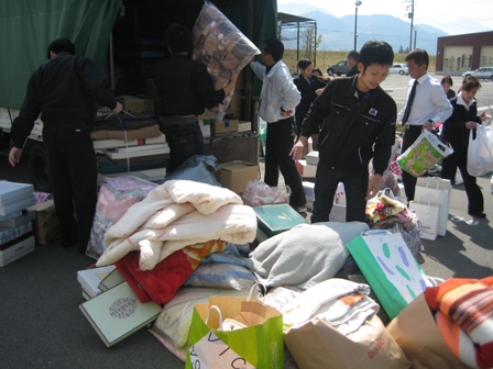 Grazie per la collaborazione nelle forniture di soccorso